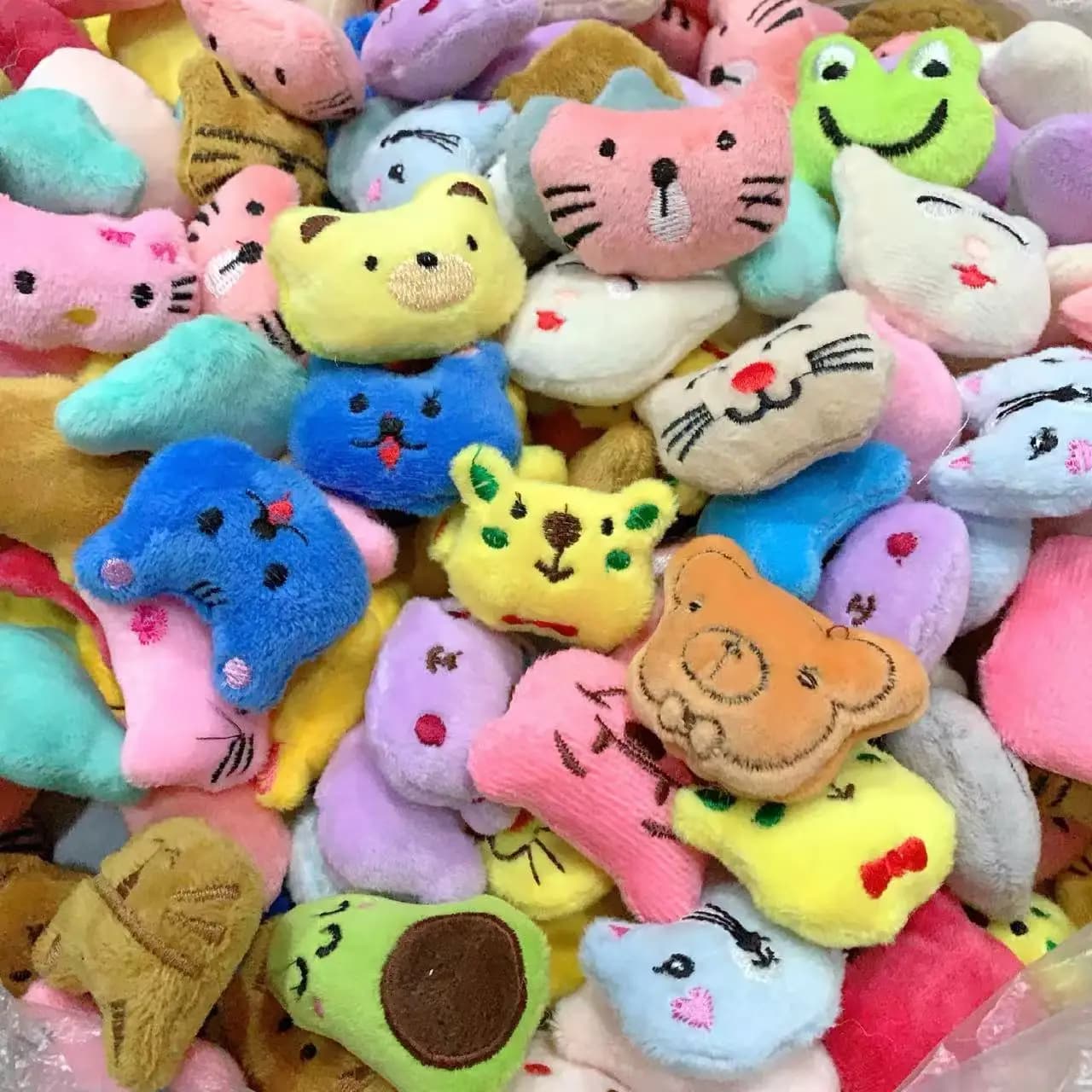 20/50pcs Cute Animal Doll Mini giocattoli di peluche Cartoon Peluche Doll Artiglio Macchina Accessori per bambole Giocattoli Ragazza Bambini Festa Piccolo regalo