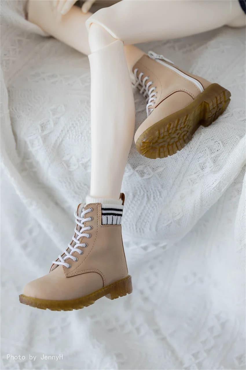 Scarpe da bambola BJD 1/3 1/4 Stivaletti Bianco Nero Giallo Rotondo Giuntura del cuoio capelluto Superficie intrecciata Scarpe casual multicolori Accessori per bambole