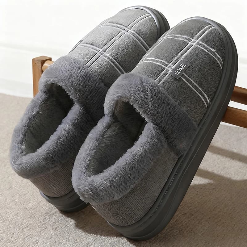 New Plus Size 50 51 Men's Cotton Slippers Hot Winter Slippers House Slides with thick non-slip sole Comfortable men's hot shoes