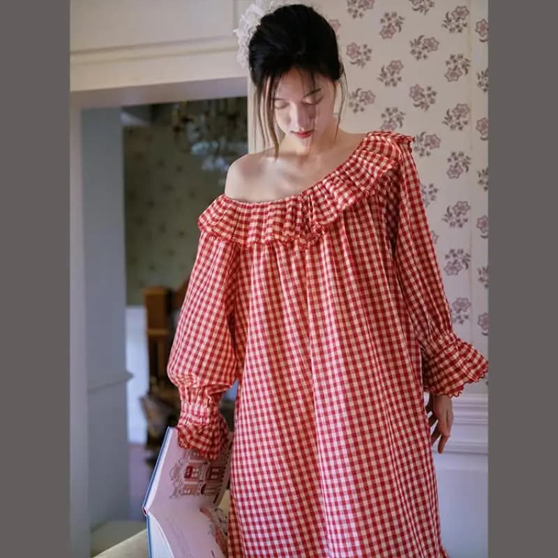 100% Cotton England Retro Red Checkered Oversize Nightgown Loose Fitting Home Outfit Nightgown Women Long Sleeve Nightdress Robe