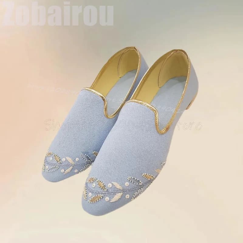 Mocassini con ricamo floreale blu cielo Mocassini alla moda Slip On Scarpe da uomo di lusso fatte a mano per banchetti per feste Incontri Scarpe casual da uomo