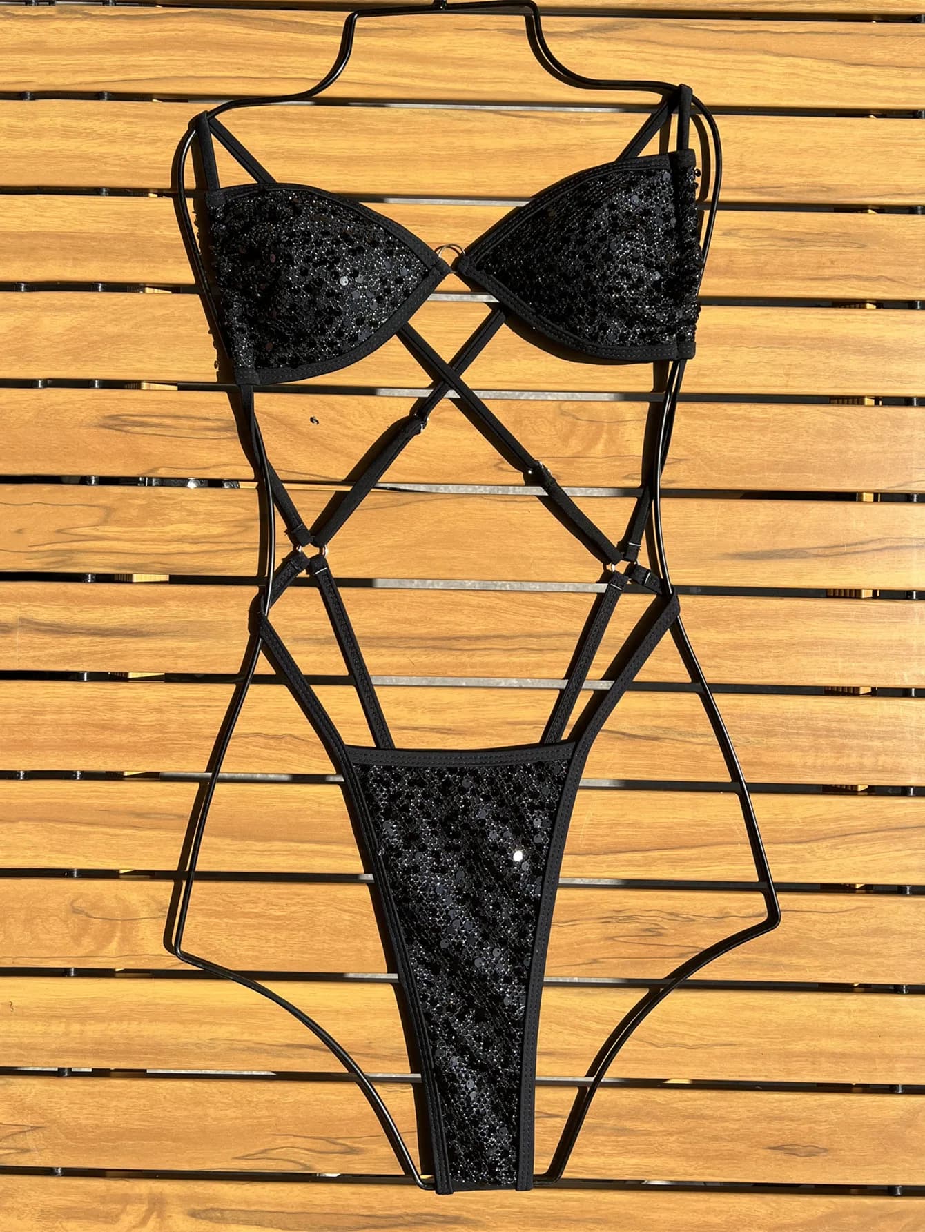 Micro costume da bagno sexy con paillettes nere glitterate, bikini da donna, costumi da bagno, costume da bagno incrociato senza schienale, abiti da spiaggia