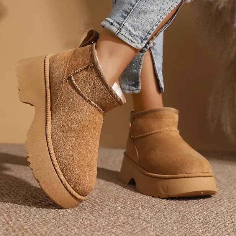 Platform Snow Boots Women's Fashion Winter New Round Toe Spliced Suede Plus Fur Thickened Platform Block Heel Boots