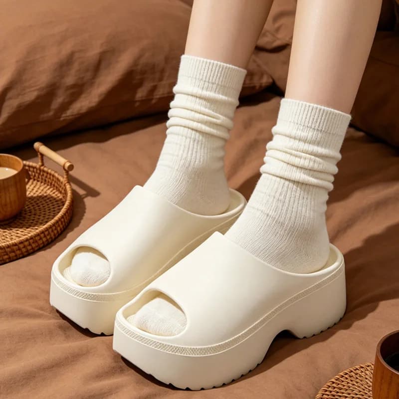 Ciabatte da Spiaggia Comode con Fondo Spesso da Donna, Estive 2026, Morbide con Zeppa Leggera in EVA, Sandali con Tacco a Zeppa da Donna