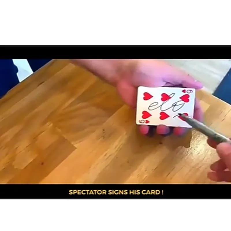 BLACK CROSS di Mickael Chatelain: Trucchi e Illusioni, Magia da Vicino, Carte Magiche e Mazzi di Trucchi, Magia di Strada, Accessori per Maghi