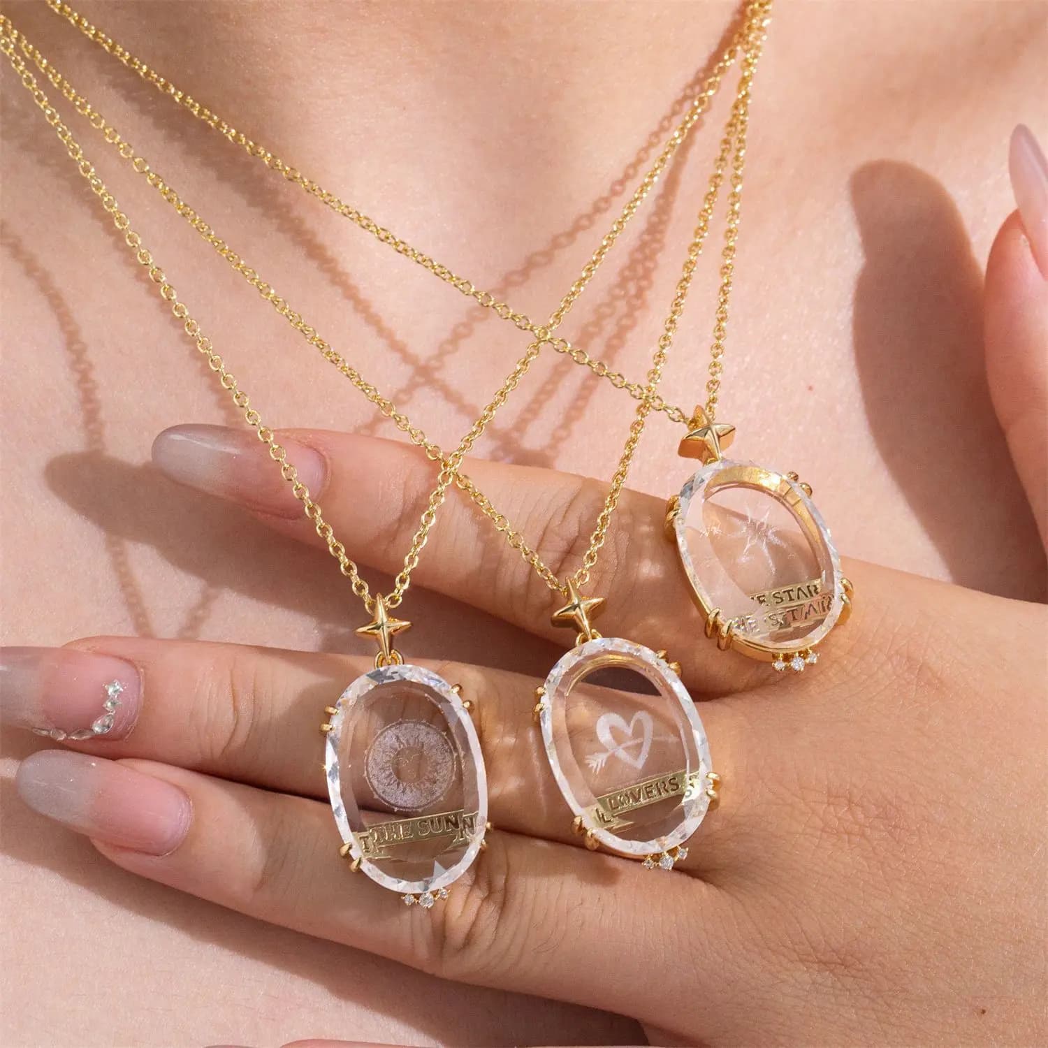 Collana con Carte dei Tarocchi in Cristallo Trasparente alla Moda per Donne e Ragazze, Ciondolo con Sole, Luna, Stelle e Amore, Accessorio