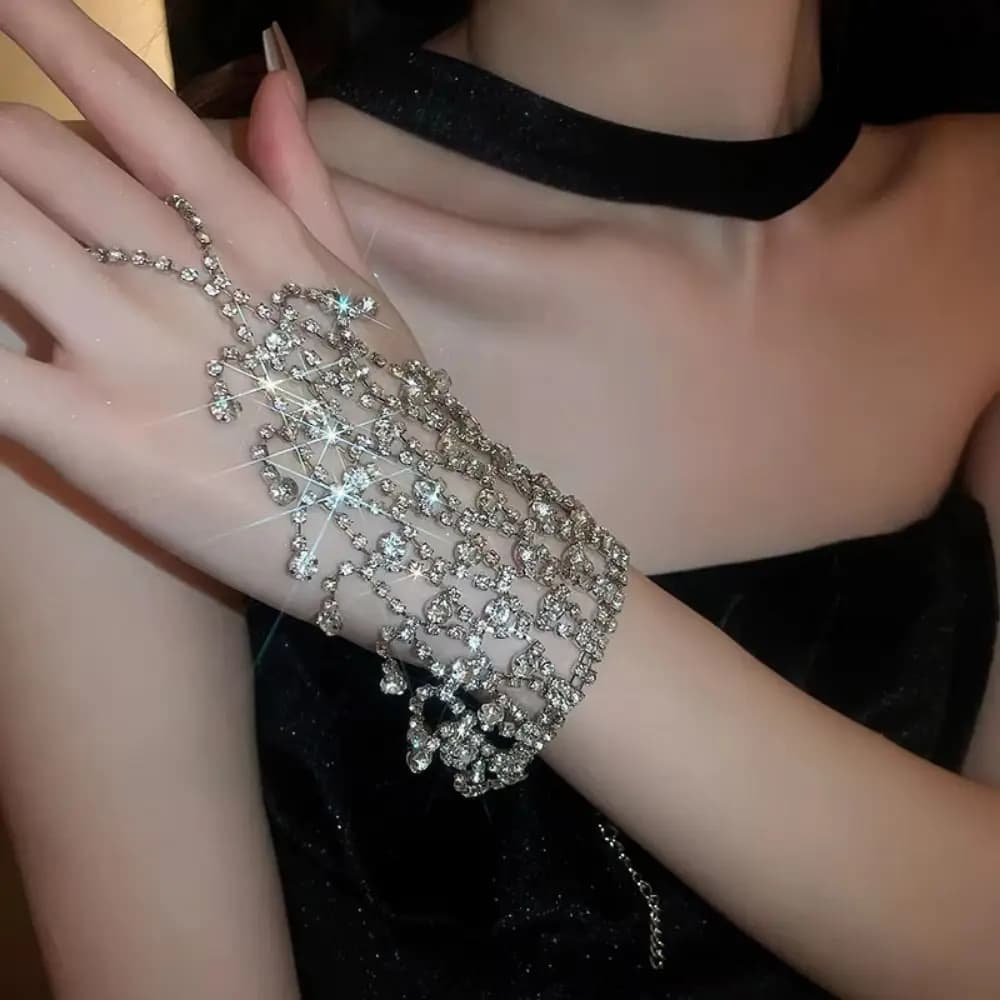 Sparkling Full Rhinestone Slave Hand Bracelet Linked Ring Wide Cuff Mesh Hand Chain Wedding Party Bridal Wrist Jewelry