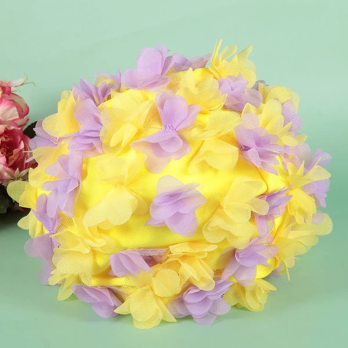 Cuffia da Nuoto per Donna, Leggera con Fiore 3D, Protezione per Capelli e Orecchie, Gialla, per Spiaggia e Piscina, alla Moda