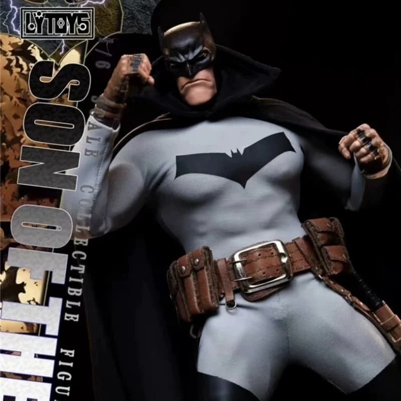 LYTOYS Batman Bat Son Action Figure LY001 Abito di stoffa originale da collezione Supereroe High Detail Sculpt Giunti mobili Giocattolo Regalo