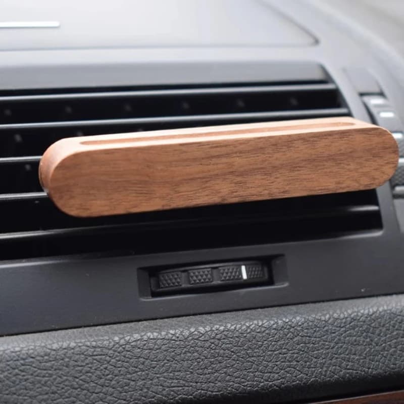 Car scent diffuser, aromatherapy clip, decoration, wooden pendant, car air outlet, scent diffuser, wooden box, interior accessories