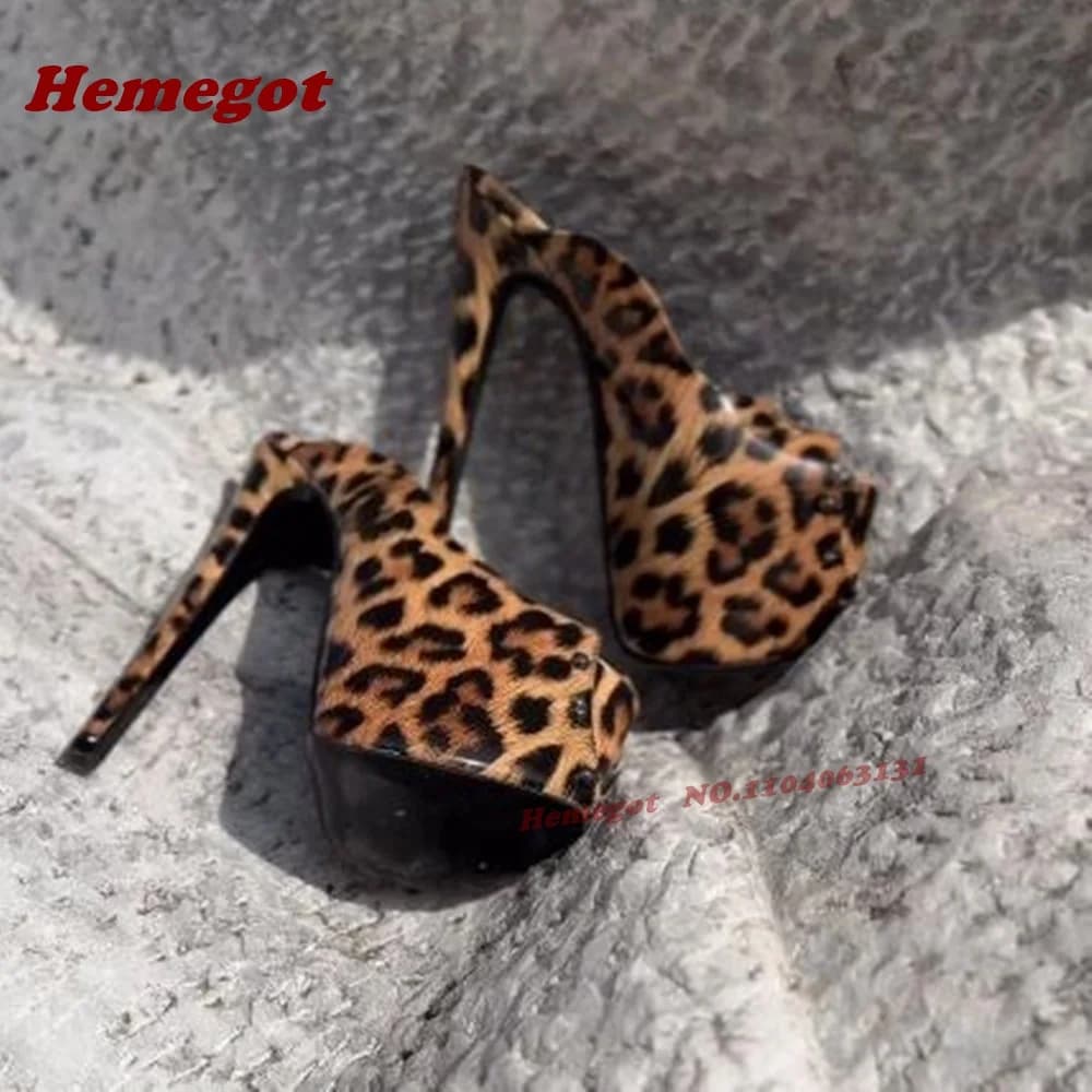 Leopard Rivet Glossy Platform Slippers Peep Toe Stiletto Heels Sexy Women's Slippers 2026 New Slip On Summer Runway Party Shoes