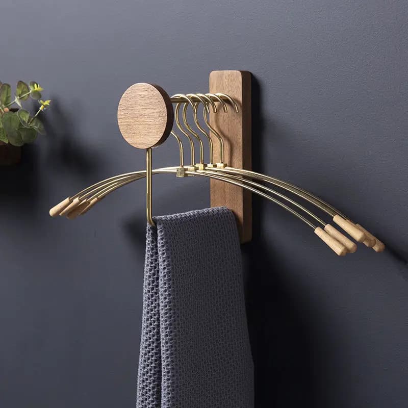 Pratico appendiabiti in legno massello di noce guardaroba bagno WC mobili portaoggetti appendiabiti da parete in metallo ottone
