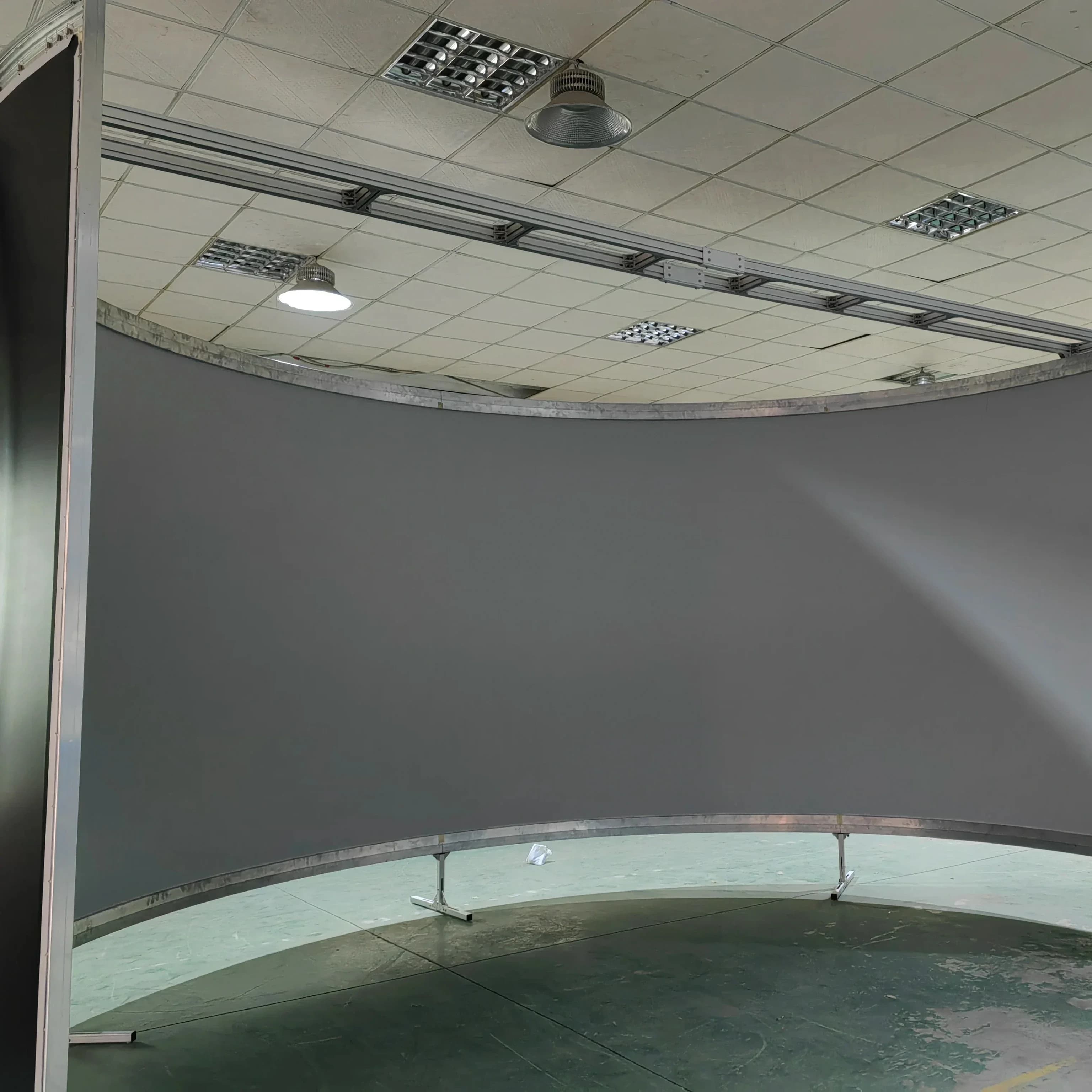 Schermo Curvo per Proiettore da Simulatore di Volo, Dimensioni Personalizzate, Diametro 5 m * Altezza 2,4 m, Tessuto Grigio o Bianco