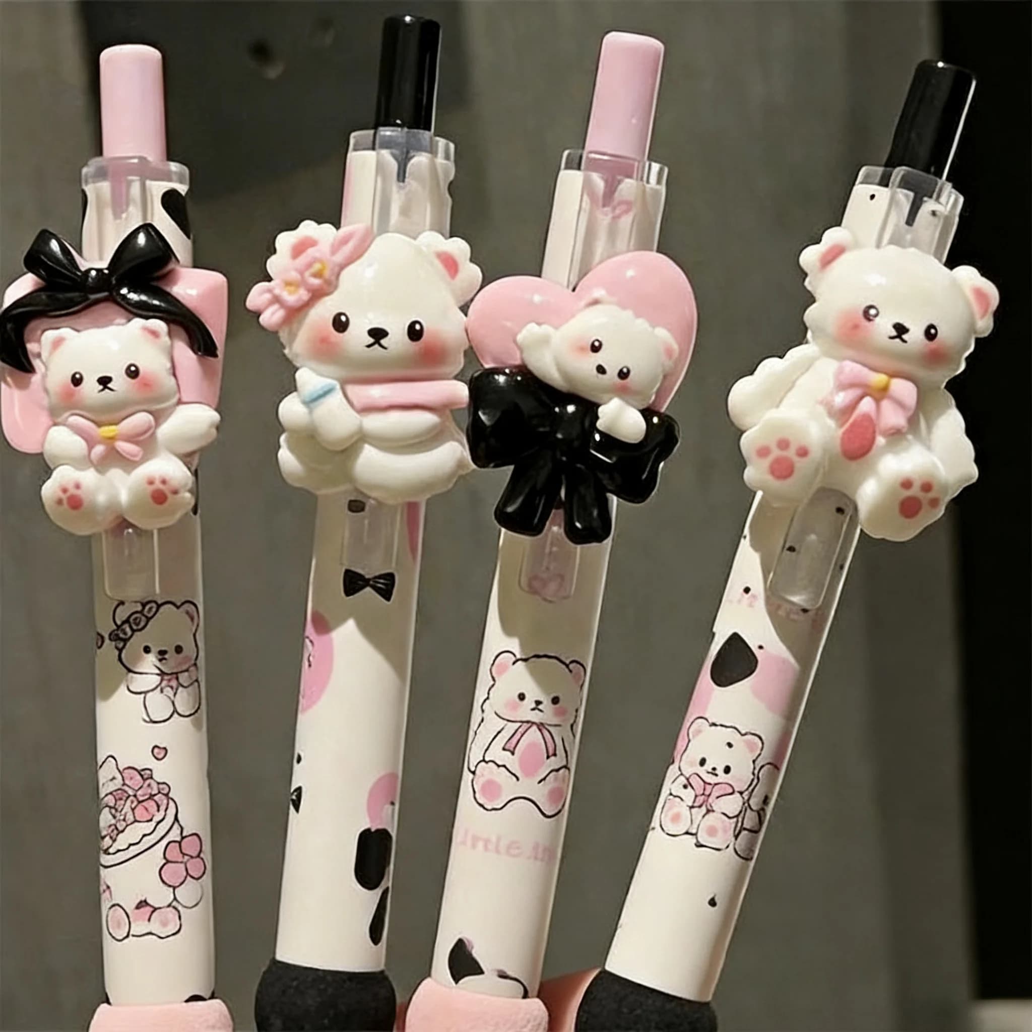 Set di 4 Penne Gel a Forma di Gatto Kawaii, Inchiostro Nero ad Asciugatura Rapida 0.5mm, Penne Retrattili per Scrittura Fluida, Cancelleria Carina, Regalo per Studenti