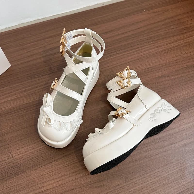 Scarpe con tacco inclinato Primavera Nuovo fiocco a testa tonda Rivetti con catena in metallo con piattaforma impermeabile Scarpe Mary Jane con tacco alto antiscivolo