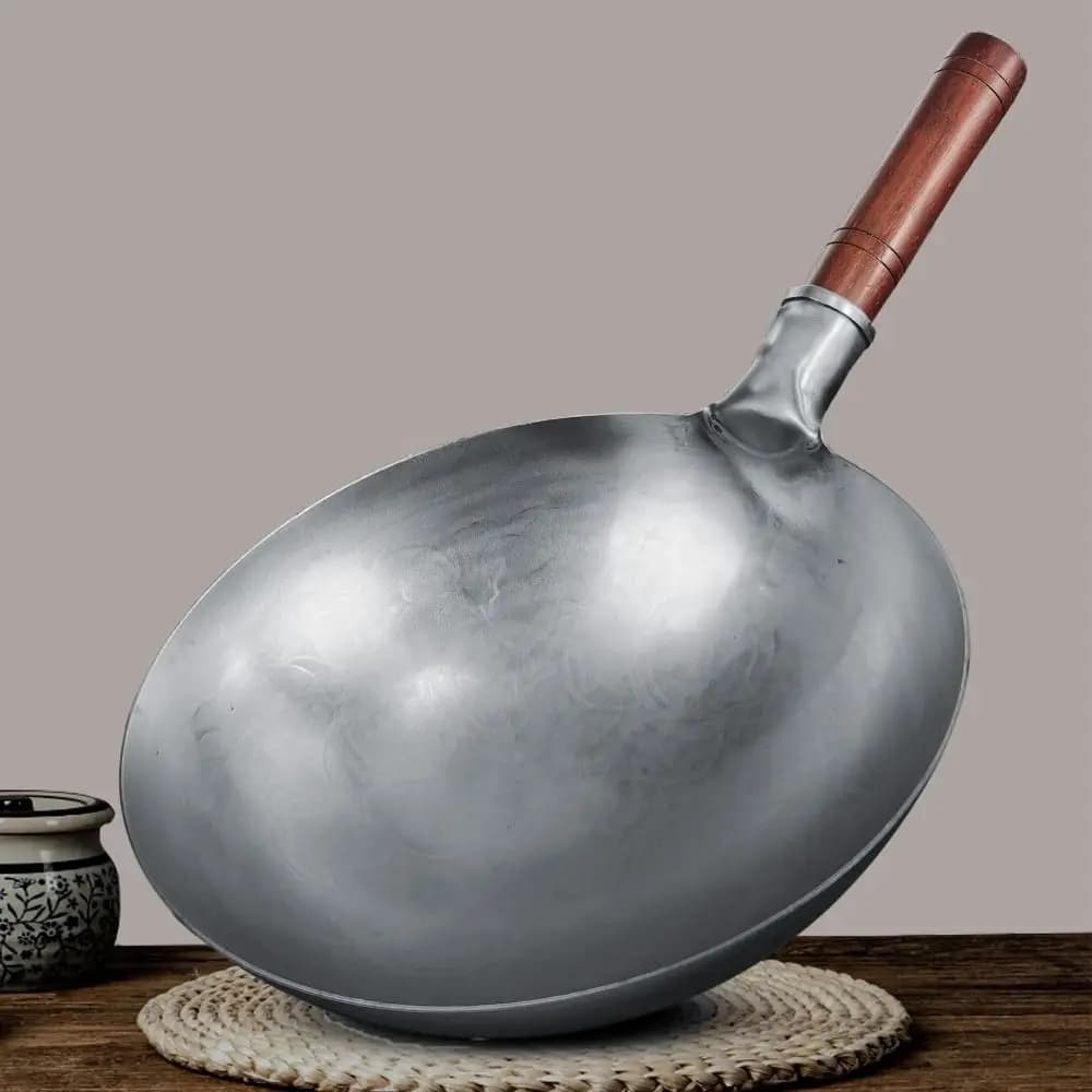 Wok in Ferro Battuto Senza Rivestimento, Fondo Rotondo, Antiaderente Universale, Resistente ai Graffi, 30CM, Wok Tradizionale Cinese per Friggere