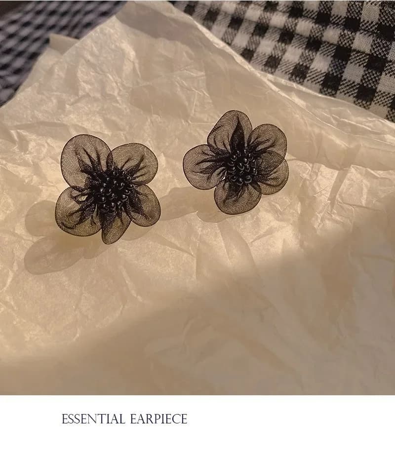 Black dominated fashion crystal temperament exaggerates women's earrings shrink lace flower long earrings