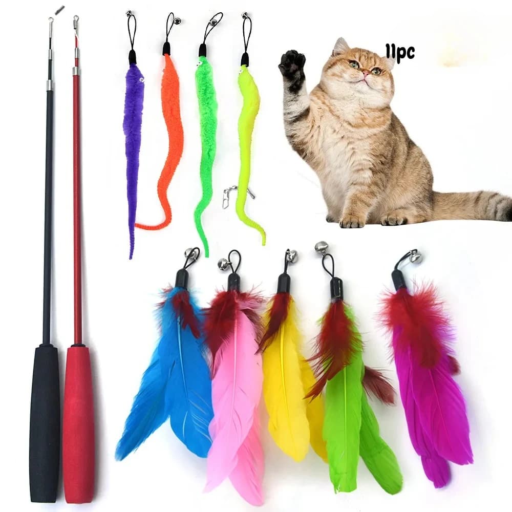 Giocattolo Interattivo Divertente per Gatti: Canna da Pesca Retrattile con Piuma, Bastoncino Teaser, Design con Campanello in Peluche Colorato, Accessori per l'Intrattenimento degli Animali Domestici