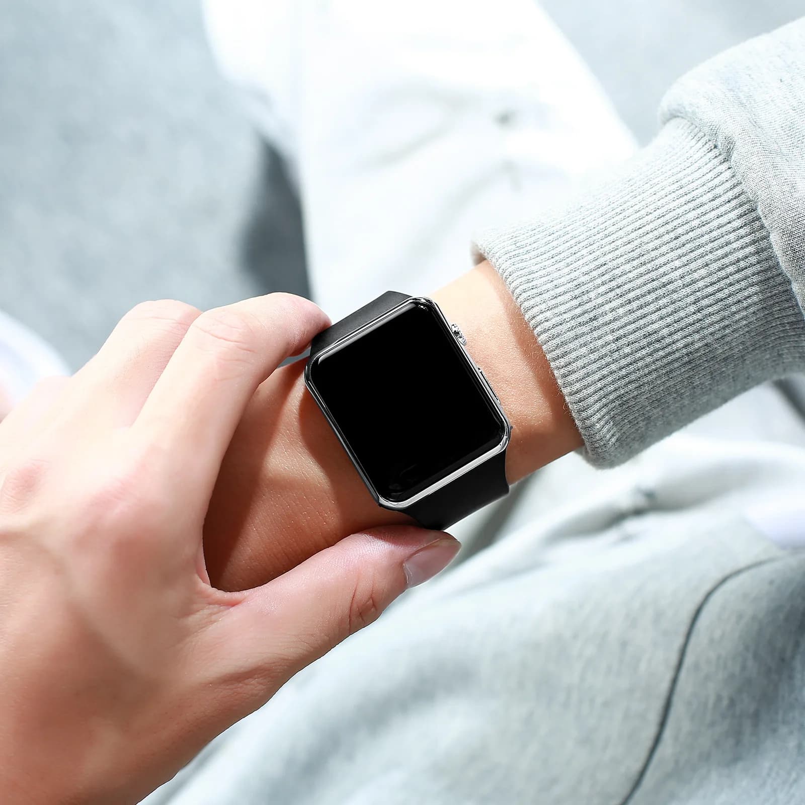 Orologio elettronico digitale quadrato alla moda a LED, occhiali da sole per coppie di studenti e adulti, orologio elettronico alla moda