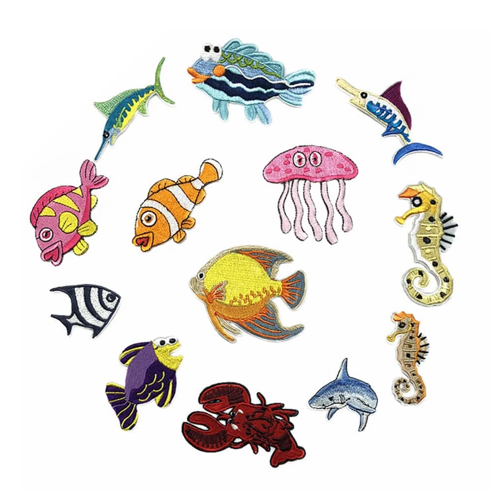 6 Pezzi di Toppe Ricamate a Tema Pesci Oceanici per Bambini - Adesivi Termoadesivi in Tessuto per Decorazione Fai-da-te di Vestiti, Borse, Jeans