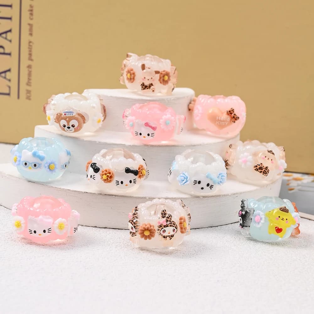 5 Pezzi Perline in Resina Sanrio Fatte a Mano, Perline Distanziatrici Sciolte per Fai da Te, Clip per Catenella Portaciuccio, Braccialetti, Collane e Accessori