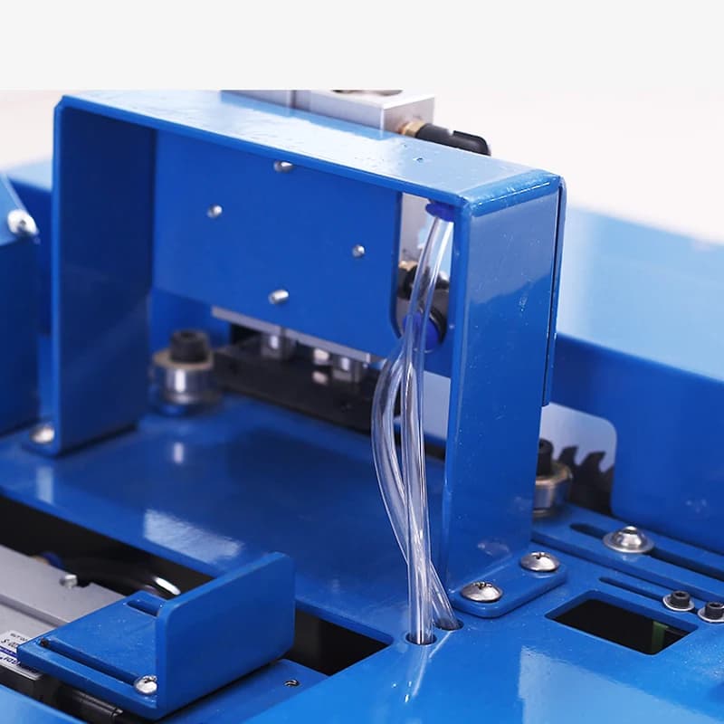 Macchina automatica per scanalatura e taglio di battiscopa ad arco, per la lavorazione del legno, mobili e ufficio, senza polvere