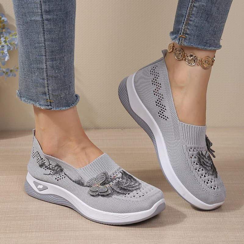 Breathable Open Hole Knitted Casual Shoes for Seniors, Cloth Flower Ornament Slip On Footwear, Soft Outdoor Daily Sneakers