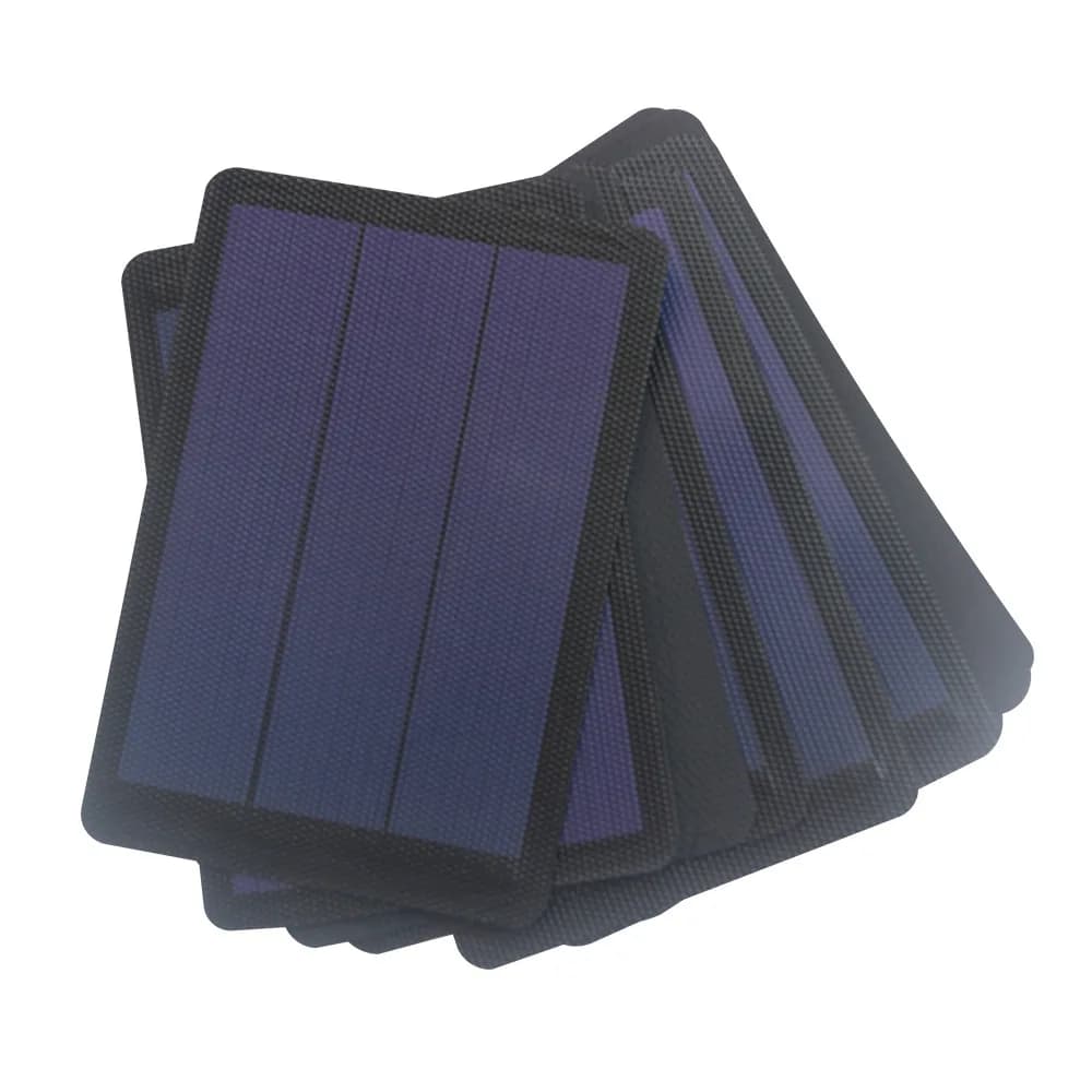 Celle solari a film sottile da 1,5 Watt Pannello solare flessibile in silicio amorfo da 1,5 W 4,5 V 165 mA arrotolabile 195 * 136 * 0,8 MM per sistema solare fai da te
