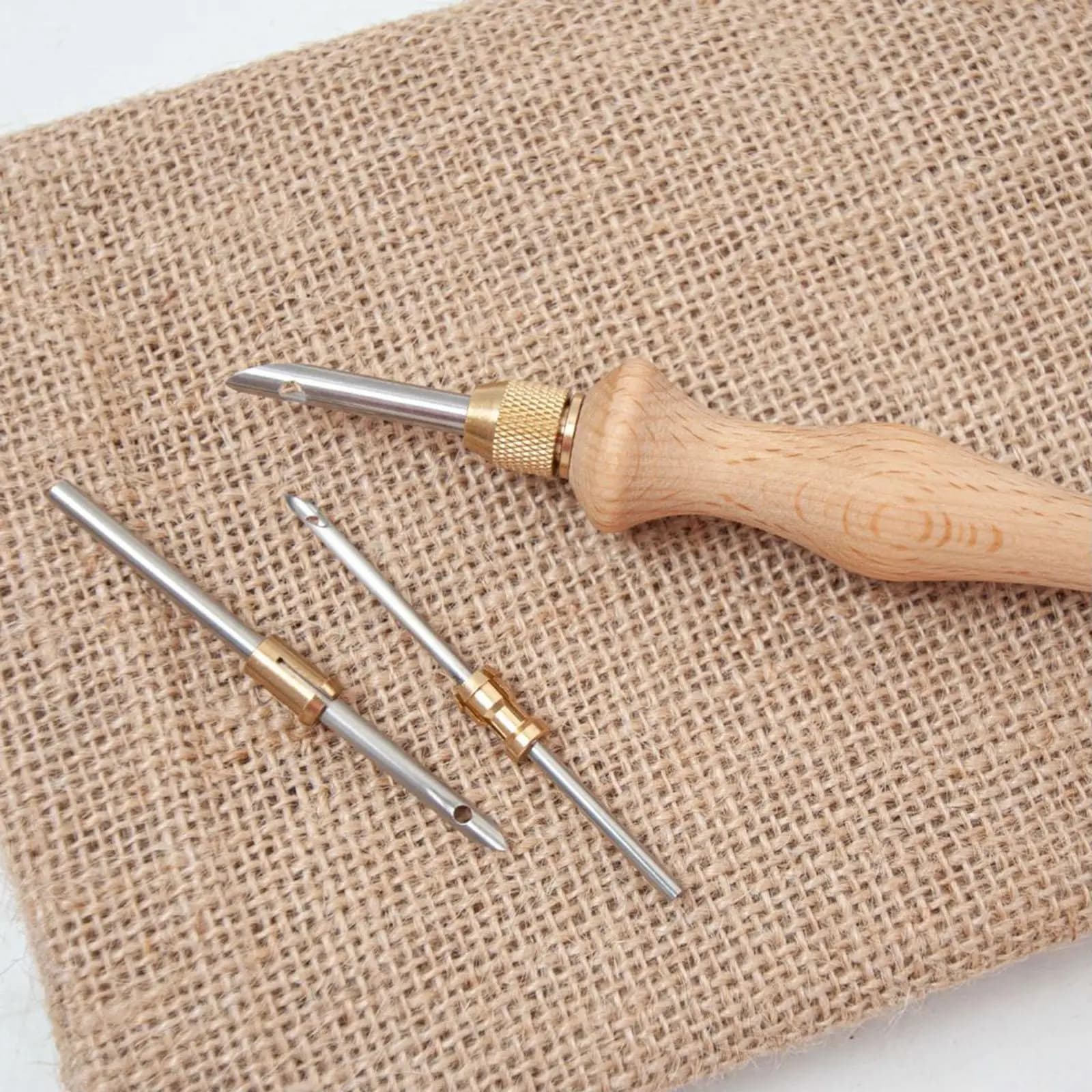 Punch Needle Set 5mm 2.5mm 3.5mm infila l'ago principianti Punch Needle Tool ricamo Punch Pen cucito per filo e filato