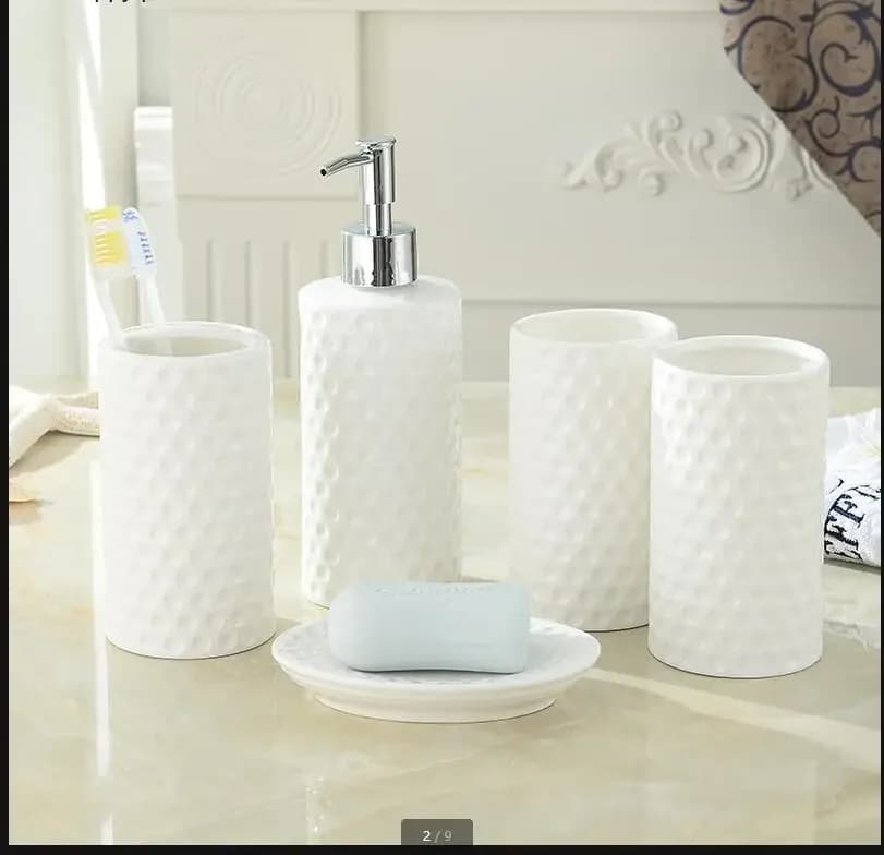 Bagno in ceramica Set da cinque pezzi WhiteWash Set Articoli da toeletta Articoli da bagno Bocca Tazza Portaspazzolino Bottiglia di lozione Portasapone