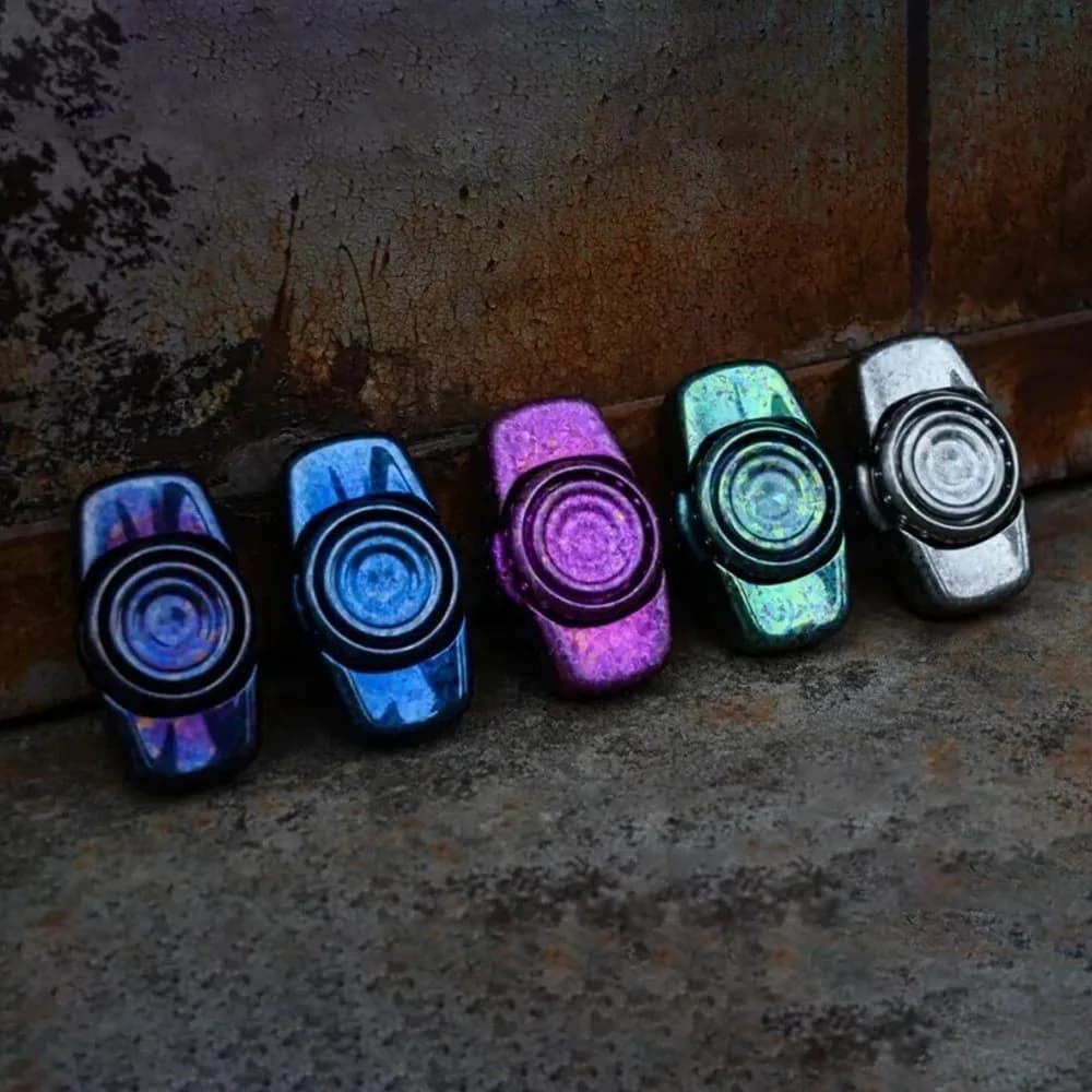 AuroraEDC Ball Pit Fidget Spinner in Titanio Cristallizzato a Due Pale, Design Originale, Gadget Anti-Ansia