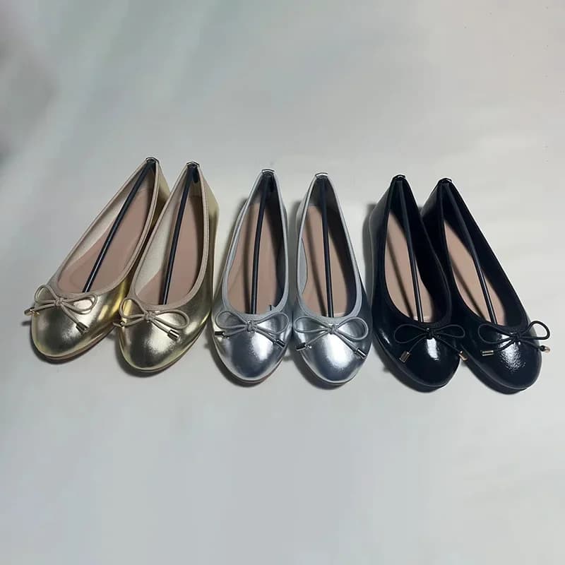 Aneikeh Moda 2025 Primavera Estate Nuovo Punta Rotonda Scarpe da Balletto Piatte Fiocco a Farfalla Comodi Mocassini Morbidi Scarpe Argento Slip-On
