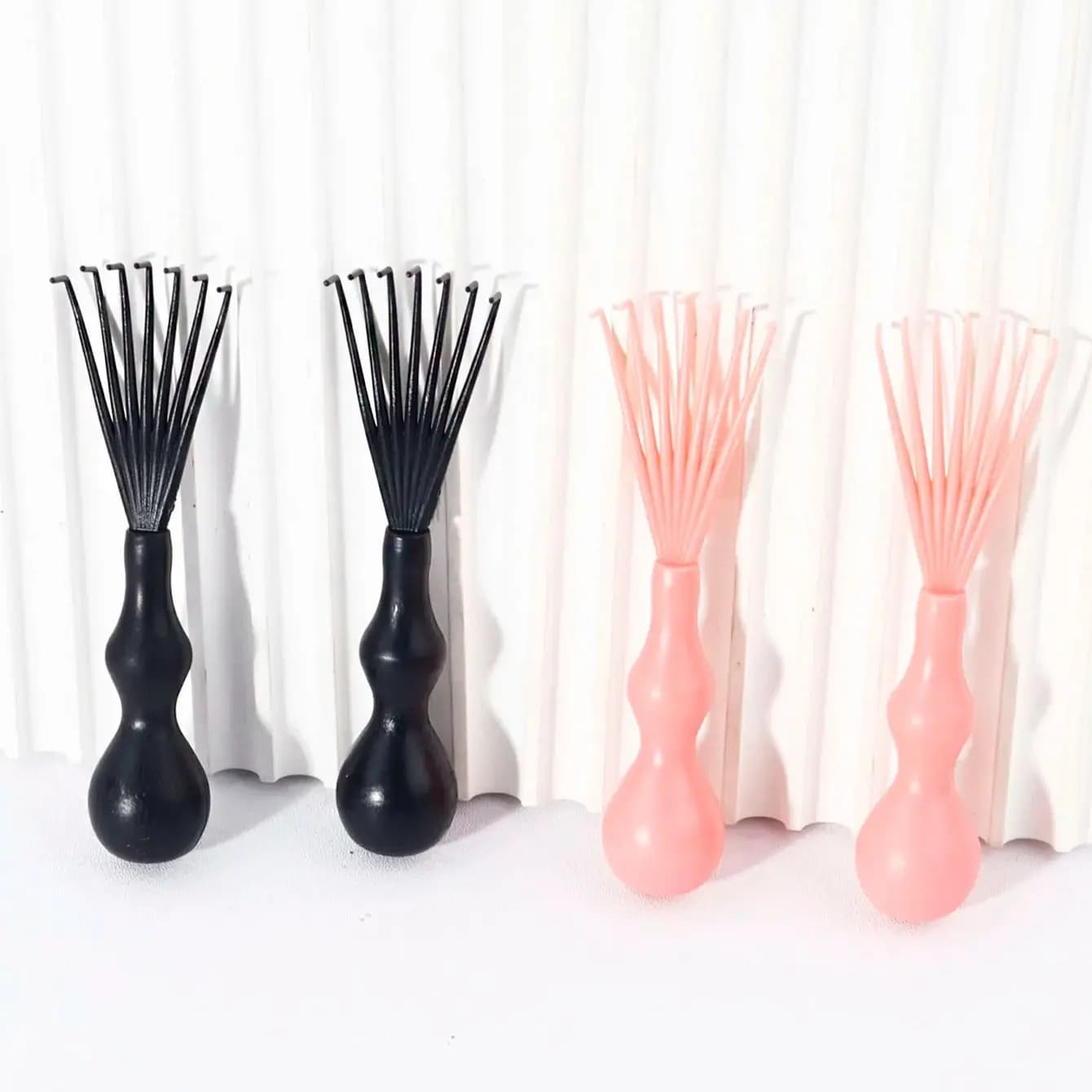 2 strumenti per la pulizia delle spazzole, artigli per la pulizia dei pettini, setole di plastica, mini strumenti per la pulizia del pettine con cuscino d'aria, speciali per parrucche di capelli veri