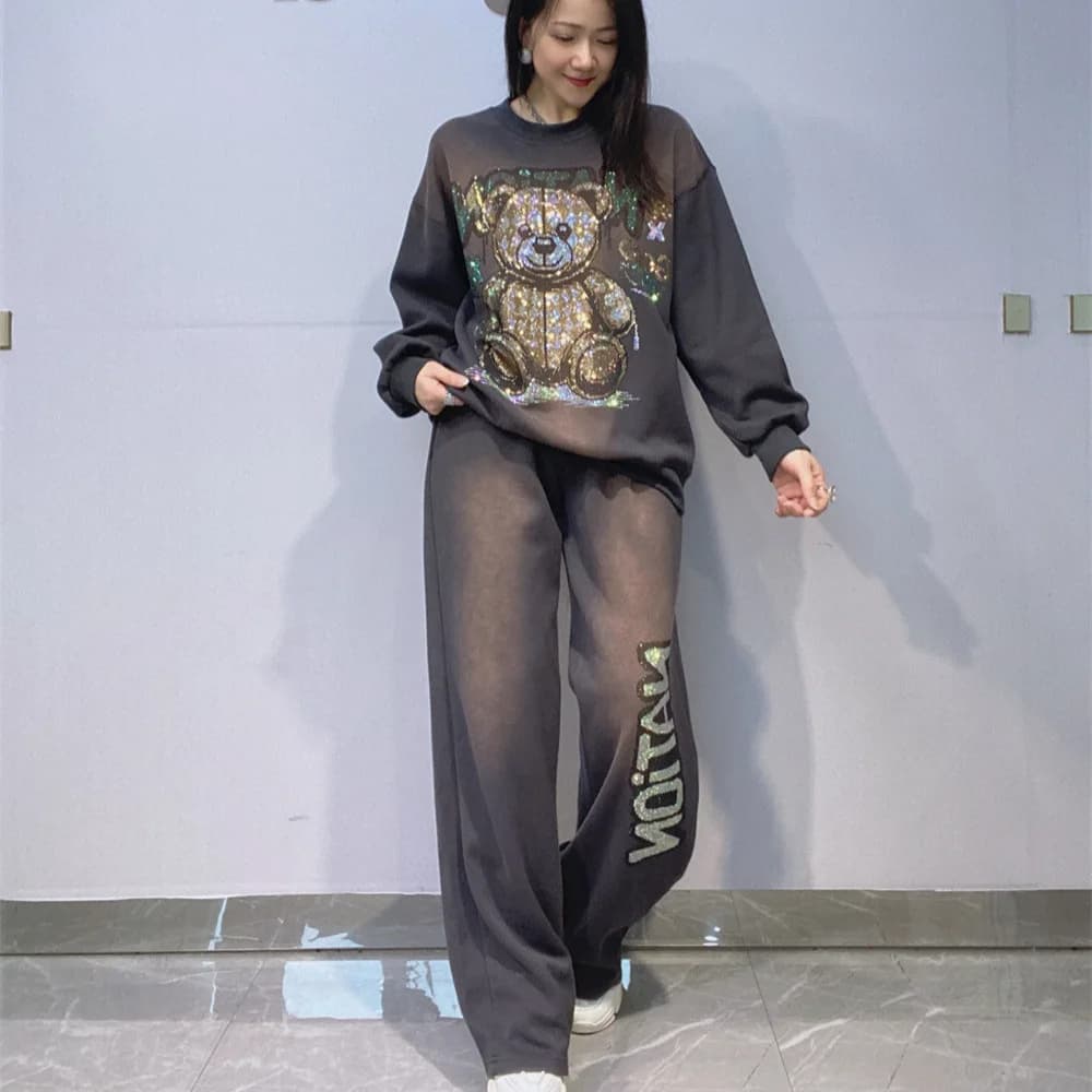 Oversized Two Piece Sets Womens Outifits Cartoon Bear Diamonds Casual O Neck Loose Tops and Pants Knitting Women Black Tracksuit