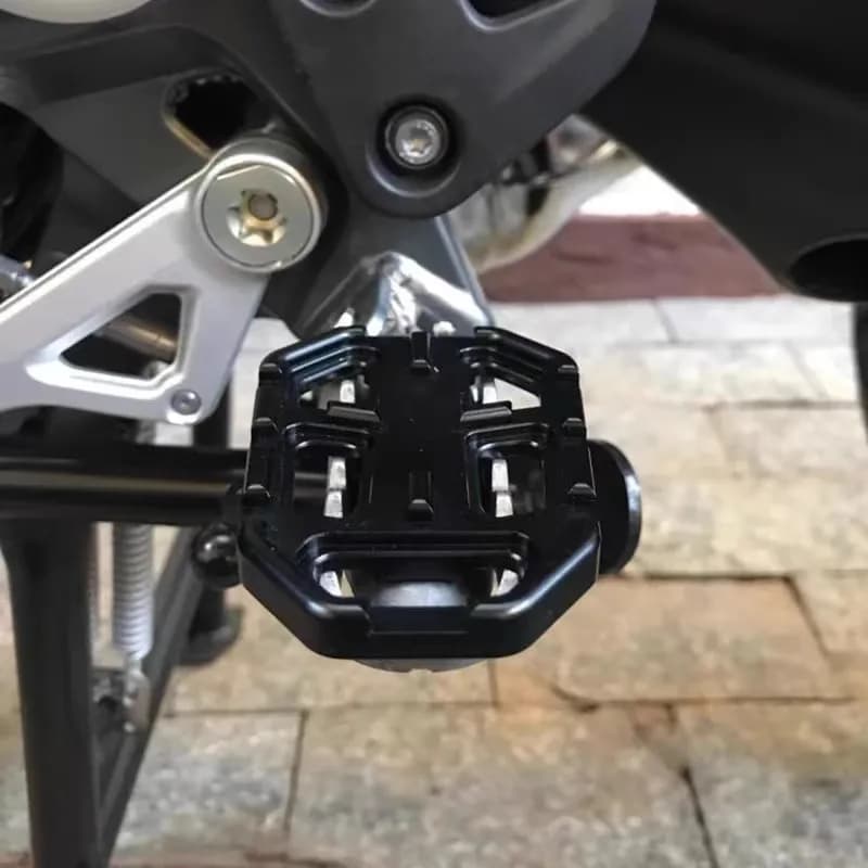 Pedane Poggiapiedi per Moto BMW R Nine T, Accessori Moto in Alluminio CNC Nero