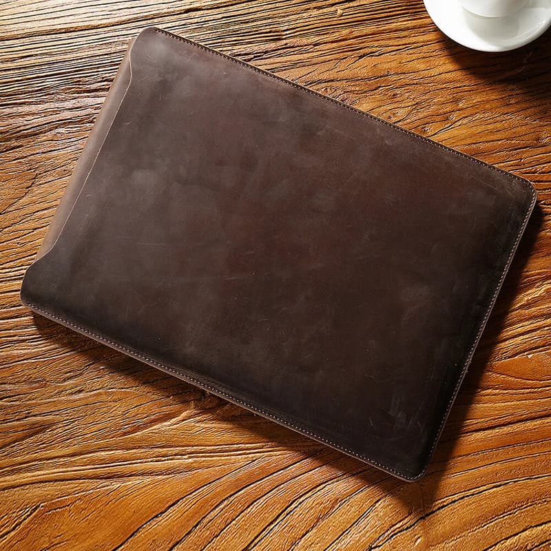 Custodia per laptop in vera pelle P+ da 13" 14" per MacBook Pro M5 M4 M3