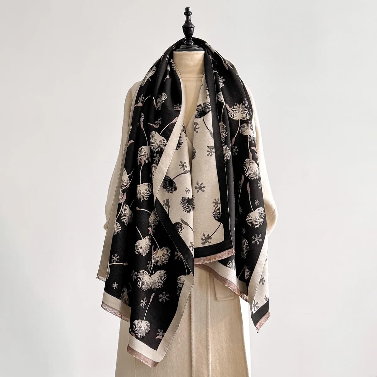 2025 Winter Warm Cashmere Feather Scarf for Women Luxury Jacquard Pashmina Shawl Wrap Neckerchief Female Design Echarpe Bufanda