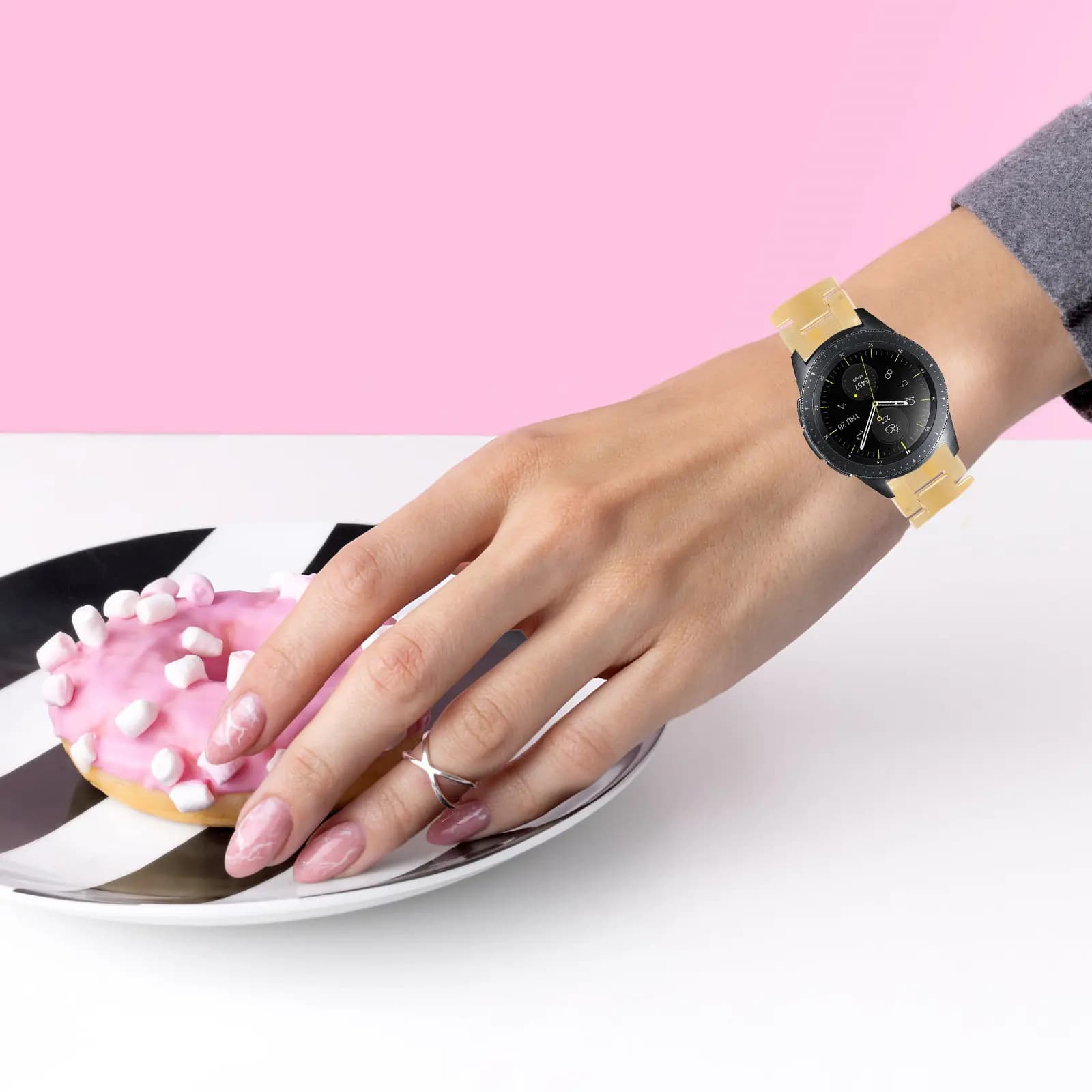Cinturino per Orologio in Resina Flessibile Premium, Comodo e Sicuro per la Pelle, Decorativo e Sostituibile per Smartwatch, Ideale per Feste, Lavoro e Viaggi