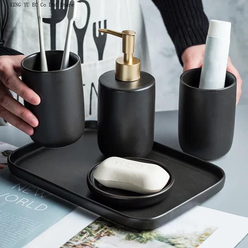 Set di lavaggio in ceramica accessori per la decorazione del bagno bottiglia di lozione portasapone tazza per collutorio vassoio nero forniture per il bagno domestico