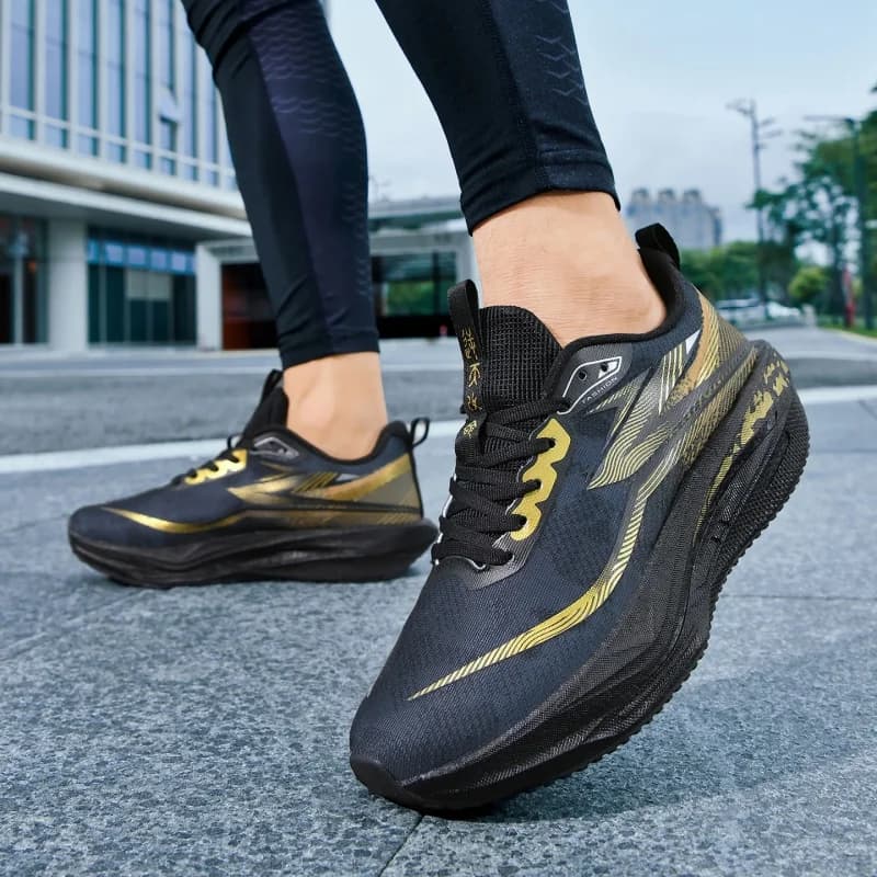 Men's Running Shoes Cushioning Trainer Race Breathable Luxury shoes Couple Jogging Sneakers Non-Slip Mesh Outdoor Off-road Shoes
