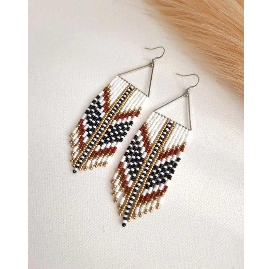 Orecchini con perline di riso Nappe Geometria Creatività Bohemia Freccia Tessitura a mano Lega di moda femminile Orecchini con perline semplici