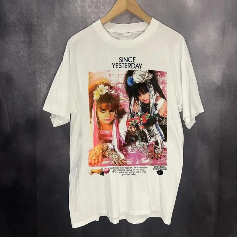 Strawberry Switchblade Band For Fan S to 5XL T shirt GC1591