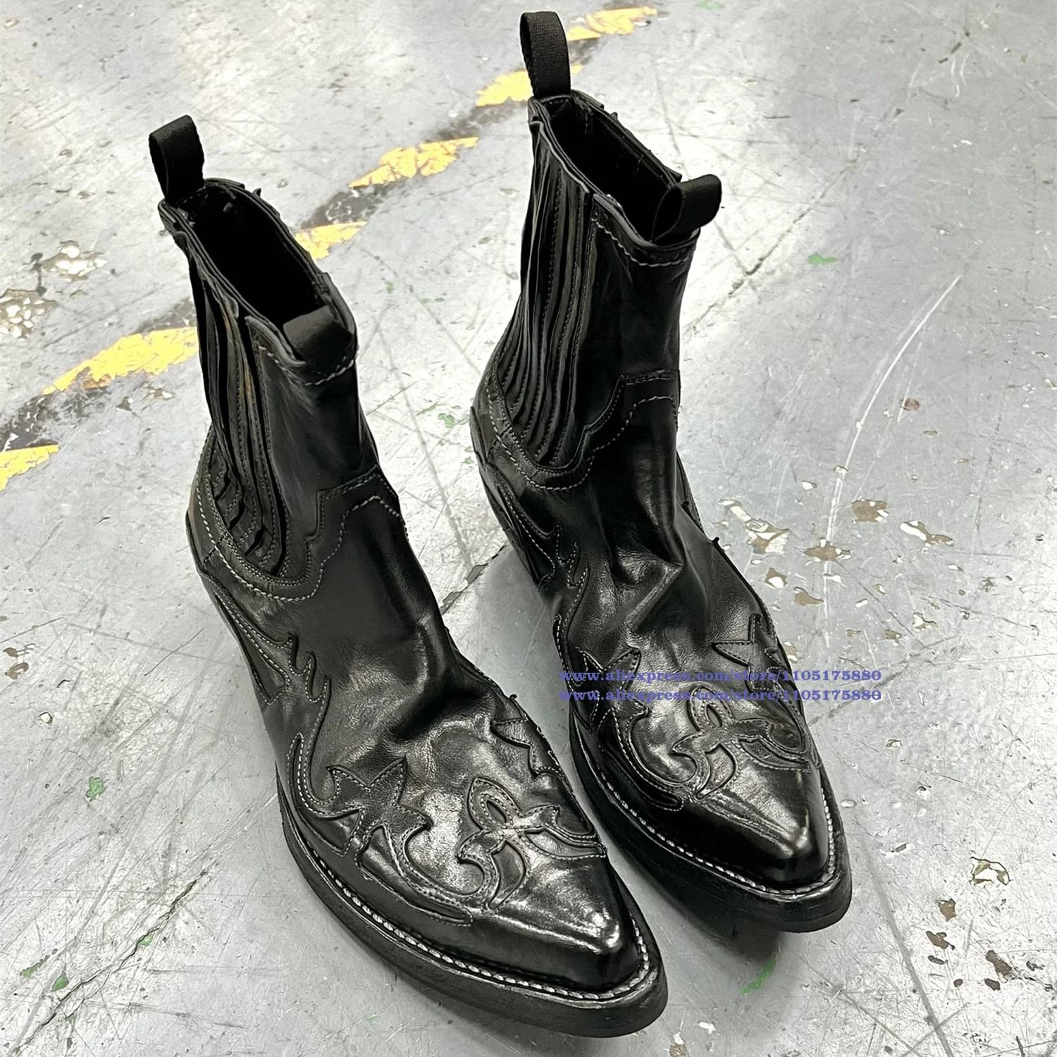 Stivaletti Chelsea ricamati Stivali da uomo in pelle nera Stivaletti alla caviglia con punta a punta Scarpe da uomo di design di lusso alla moda Botas Mujer