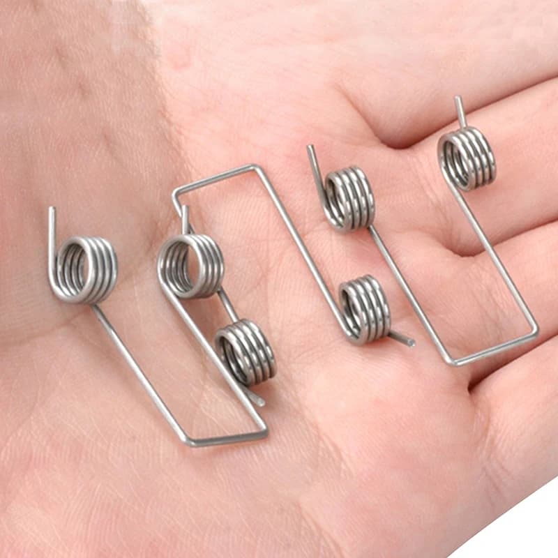 Cestino per Rifiuti in Offerta con Molla a Doppia Torsione da 1mm e Pratico Meccanismo Flip-top