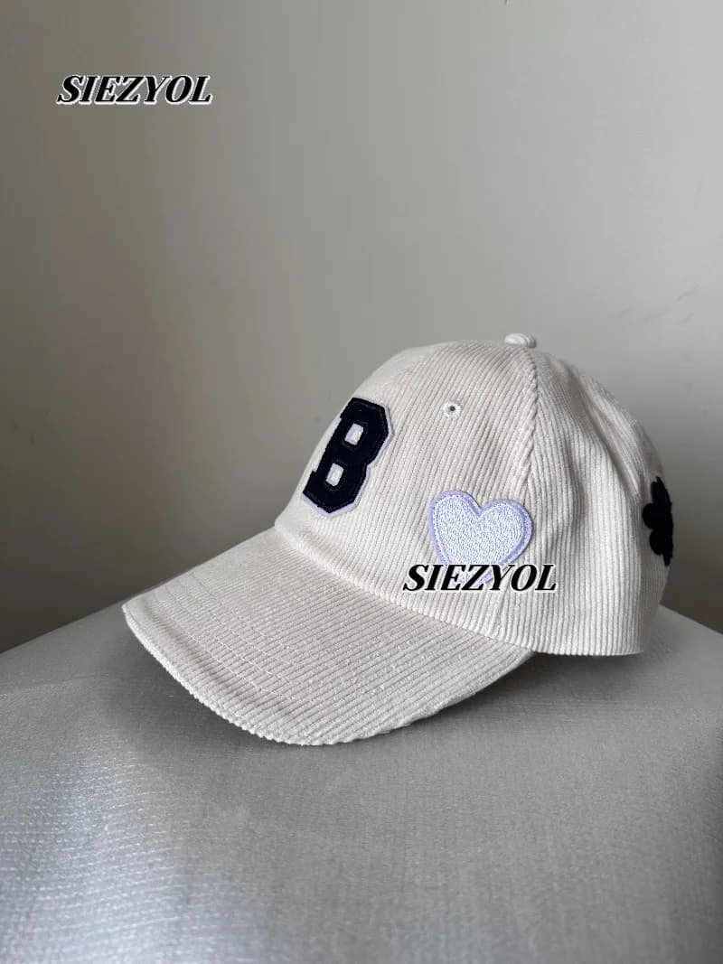Japanese Style New Letter Flower Embroidered Caps Sweet Cool Girl Hat Women's Casual Baseball Cap Summer Sunscreen Hats