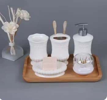 European Style Luxury Embossed Rose Ceramic Bathroom Supplies Toothbrush Holder Mouthwash Cup Soap Dish Bathroom Decoration