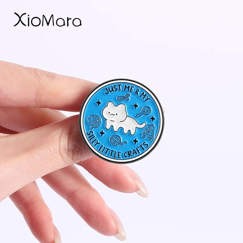 Spille in Metallo Smaltate con Cartoni Animati, Distintivi alla Moda per Amanti degli Hobby, Gioielli per Zaini e Vestiti, Regalo per Amici