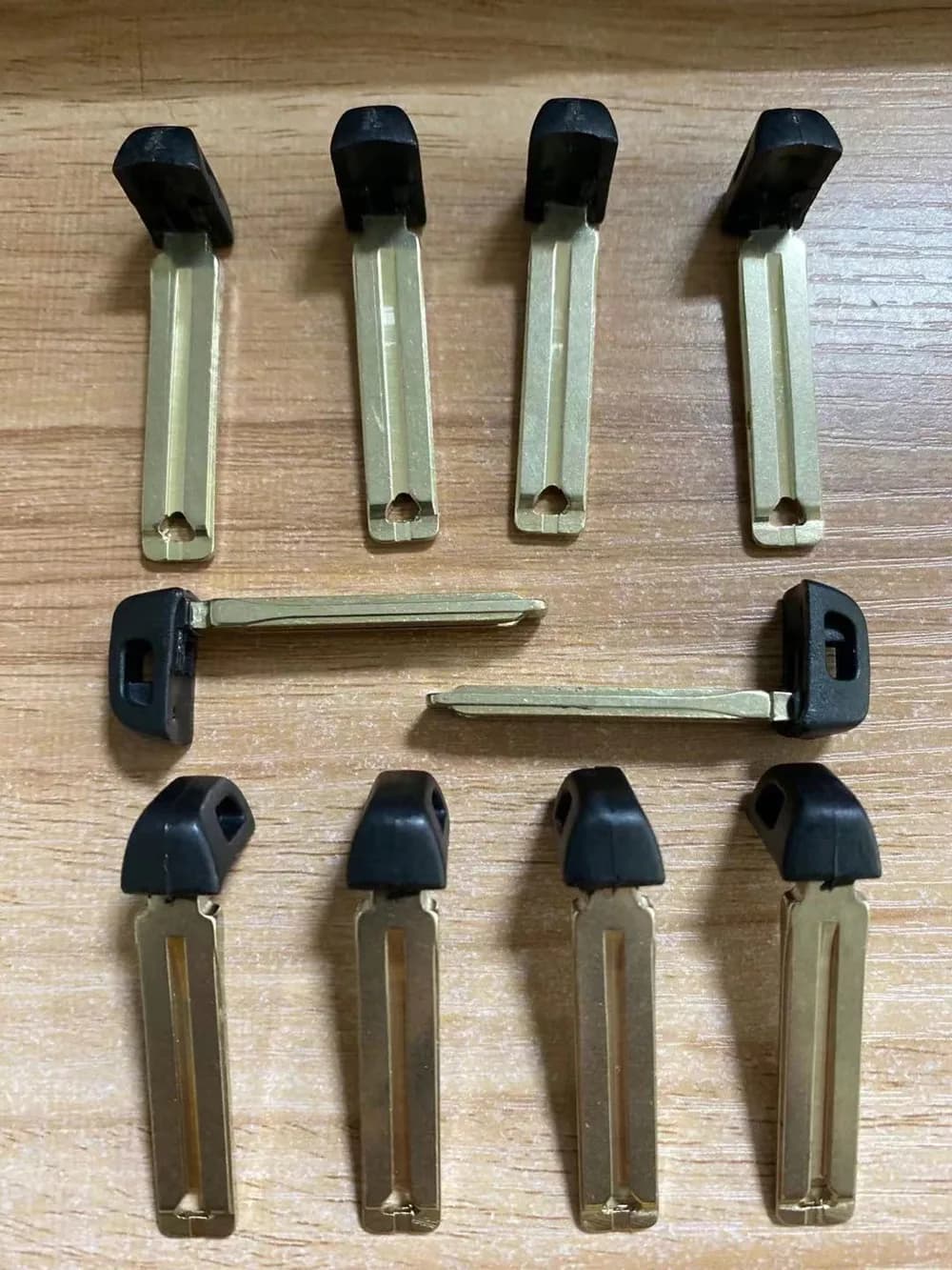 Keychannel 10PCS Inserto Chiave Dell'automobile Lama TOY48 TOY40 HY22 Smart Remote Di Emergenza Vuoto Keylessgo Lama per Toyota Lexus Di Prossimità