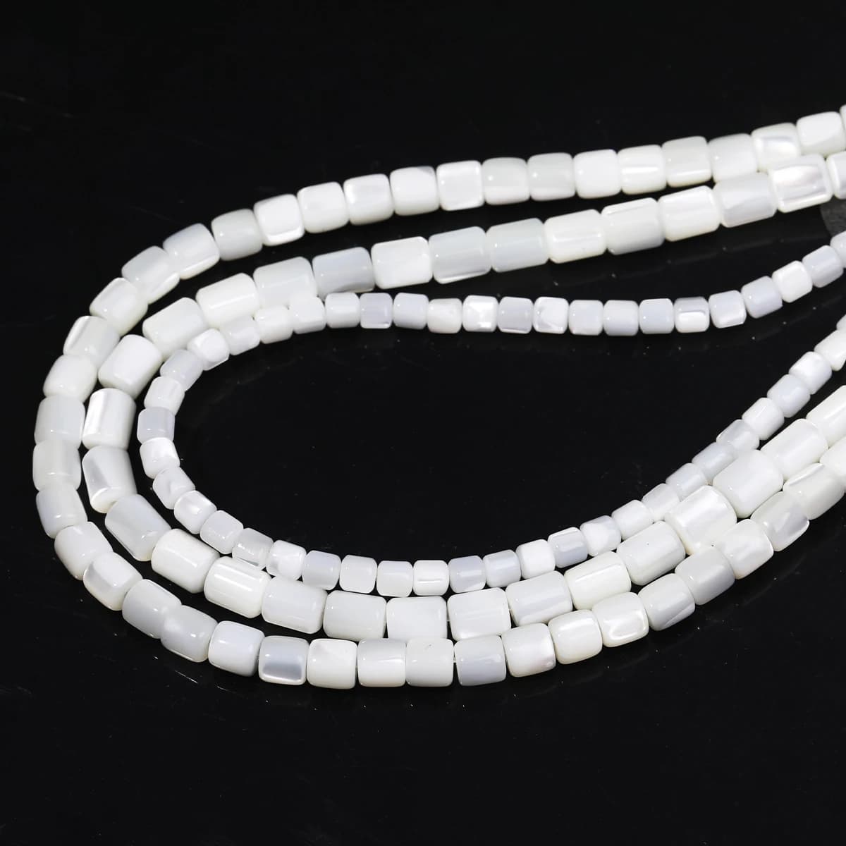 Perline di conchiglia naturale Perline lisce Perline distanziatrici sciolte per la creazione di gioielli Risultati di accessori per collane fai da te