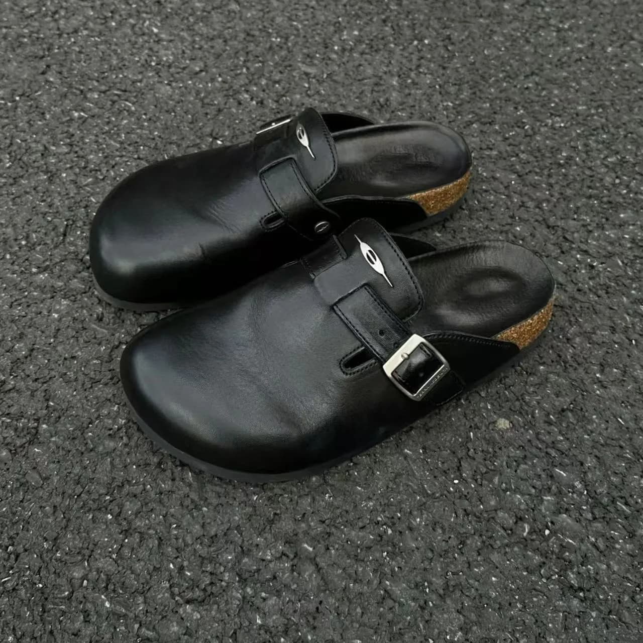 Thick-soled Men's Bag Head Half Women's Outer Wear 2026 Summer New Outer Wear Large-size Leather Slippers